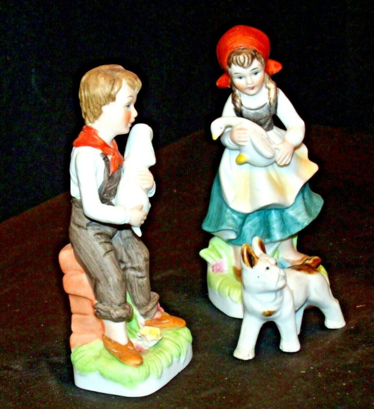 Boy And Girl With Dog Figurines AA-191973 Vintage – Angels Auction