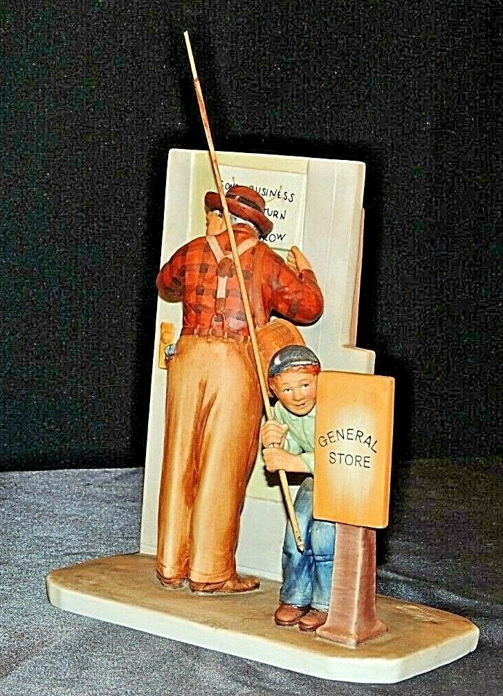 A Helping Hand Norman Rockwell Figurine AA20-7261 – Angels Auction