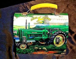 John Deere Lunch Box AA18-JD0033 – Angels Auction