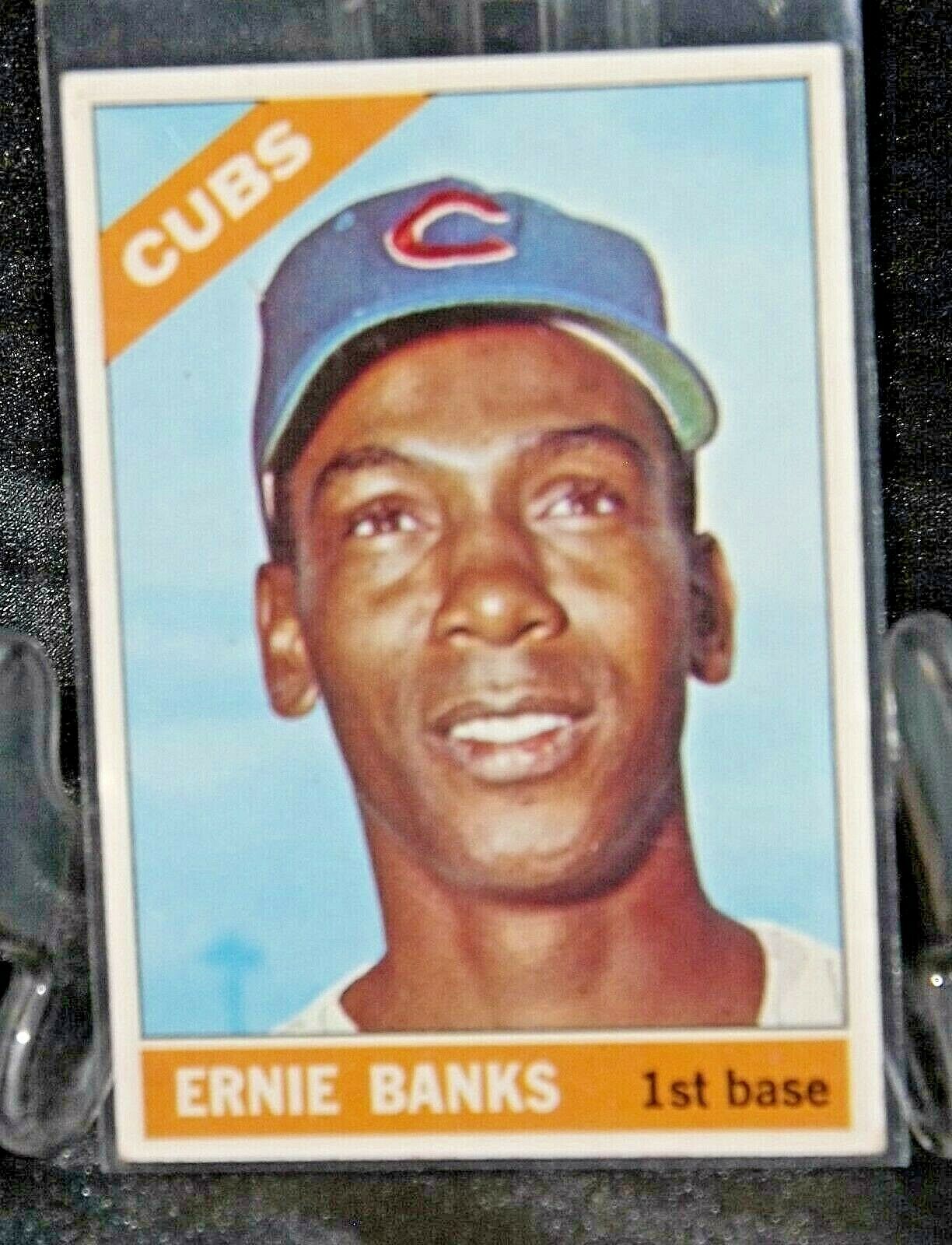 1966 Topps Ernie Banks Cubs First Base AA20-BTC3034 Baseball